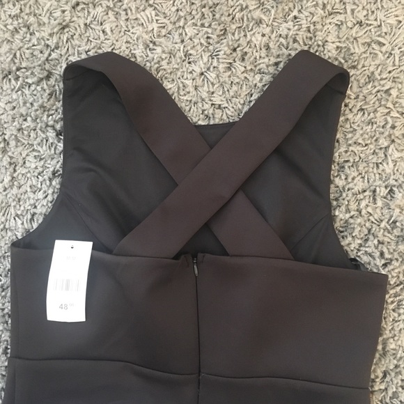 NWT Beautiful floral and black dress - Picture 3 of 5